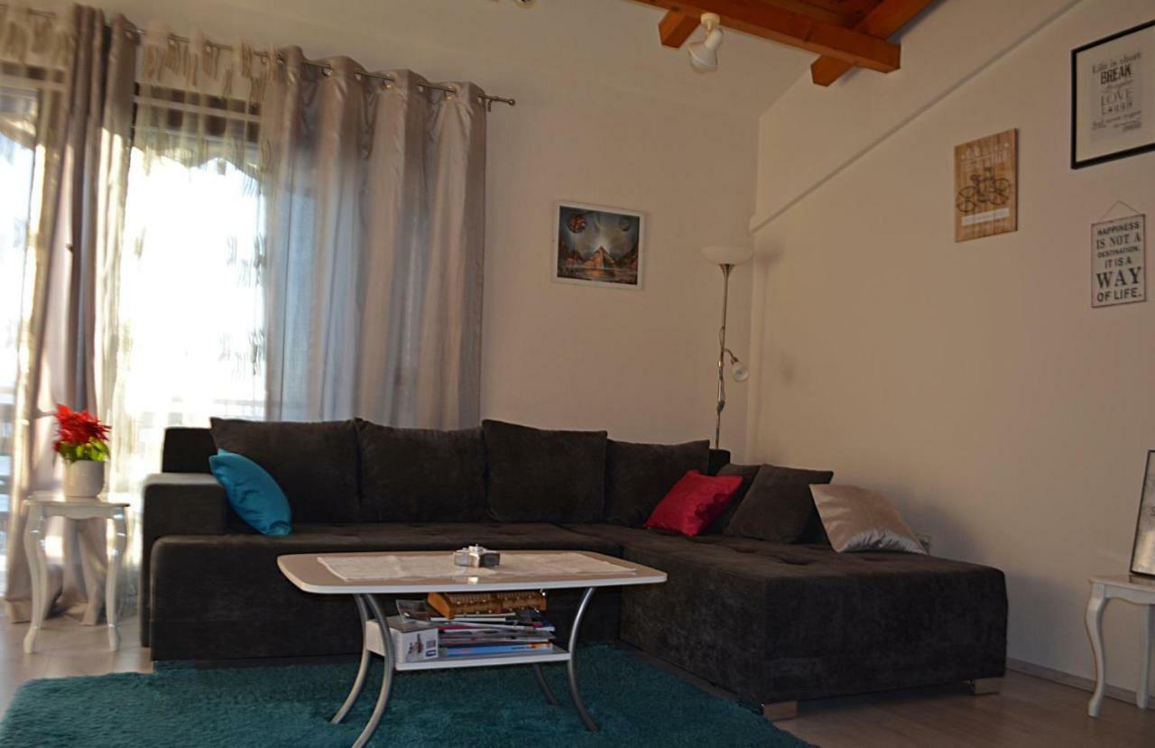 Cosy Sunset Apartment Omiš Zewnętrze zdjęcie